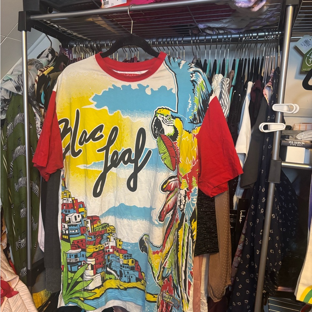 Parrot Short Sleeve Tees Casual Collection